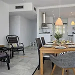 Three Bedroom La Mairena Elviria * Ojén