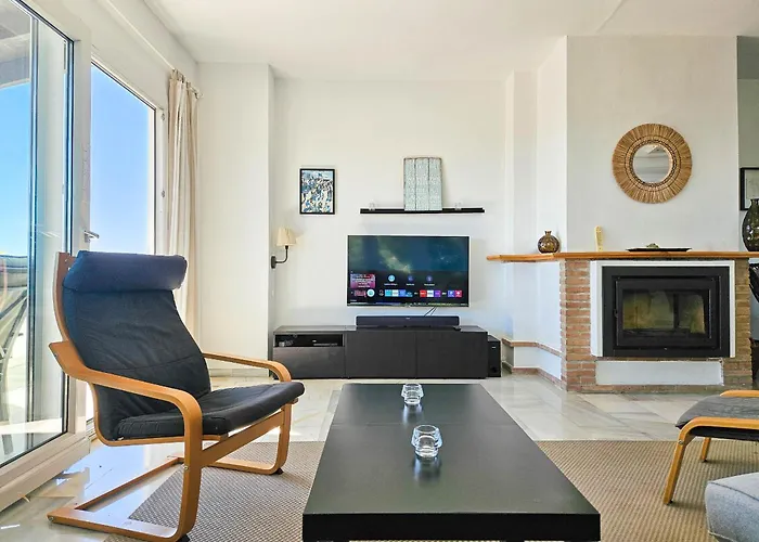 Three Bedroom La Mairena Elviria Ojén